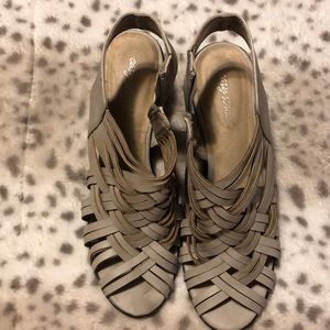 Easy Street block heel bone sandals size 12M